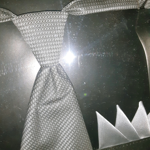 Pronto Uomo Boxed gift set Tie, Bowtie & faux pocket hankie - Picture 8 of 15